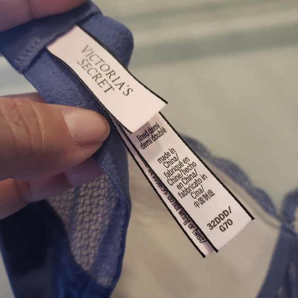 FURLOUGH SALE Victoria's Secret Lined Demi Lace Bra - Sz 32DDD US - Picture 5 of 8